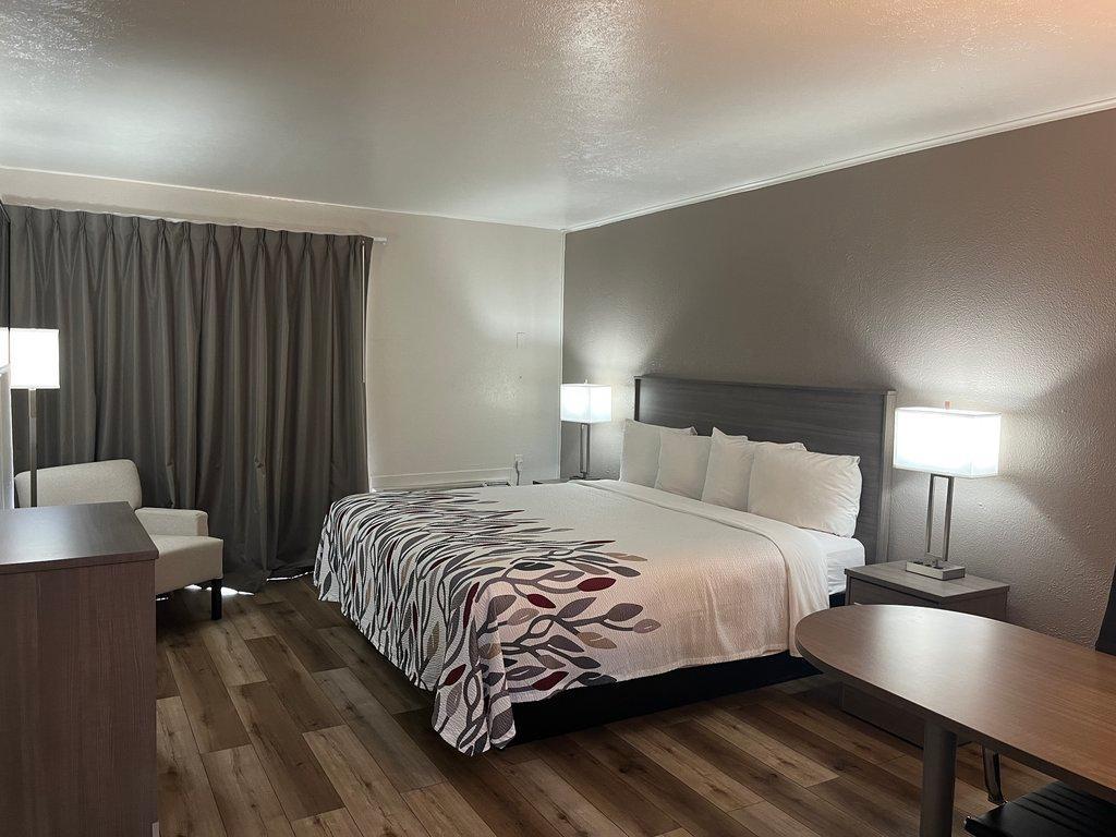 Red Roof Inn Madisonville 外观 照片