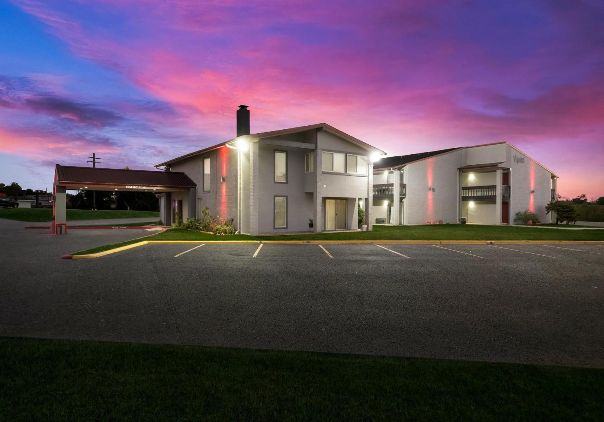 Red Roof Inn Madisonville 外观 照片