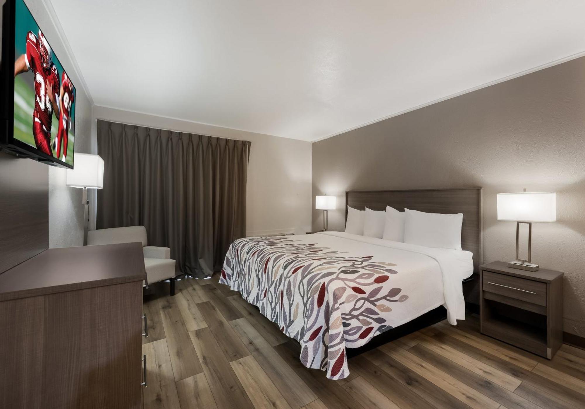 Red Roof Inn Madisonville 外观 照片