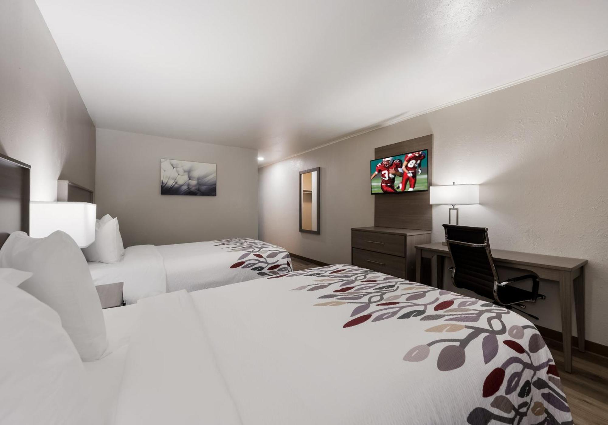 Red Roof Inn Madisonville 外观 照片