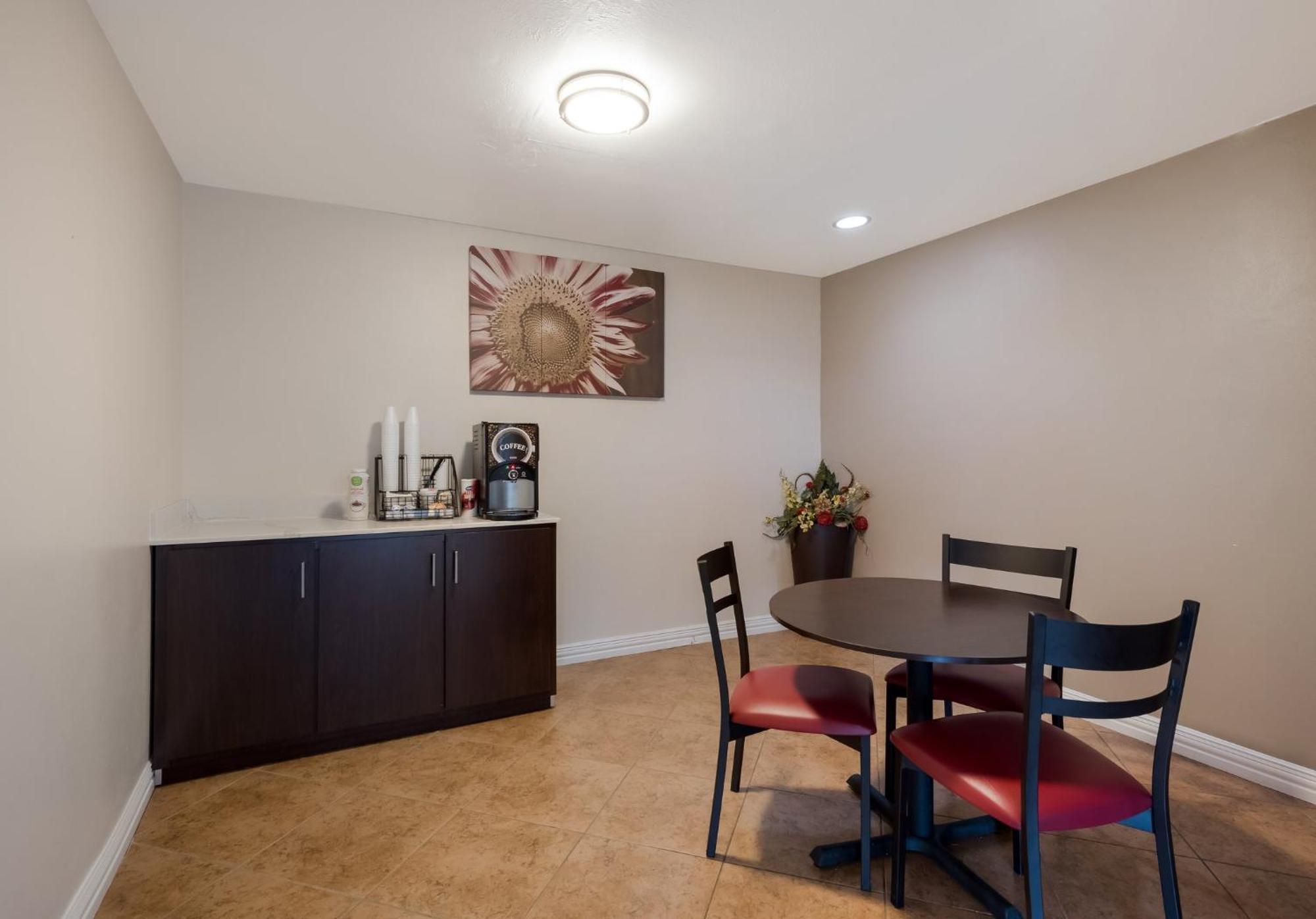 Red Roof Inn Madisonville 外观 照片